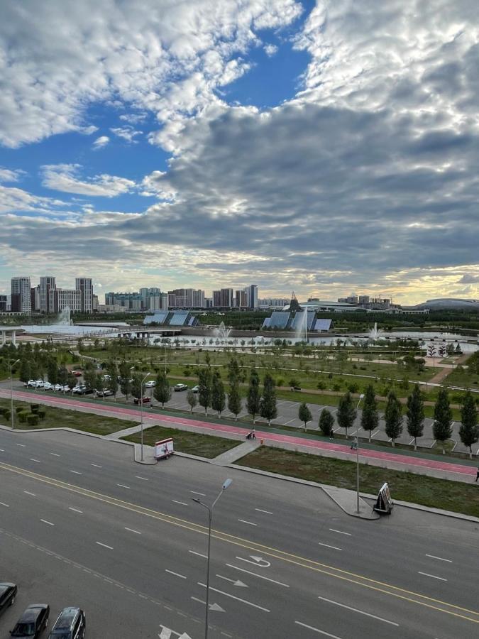 Ferienwohnung Yess Астана Exterior foto